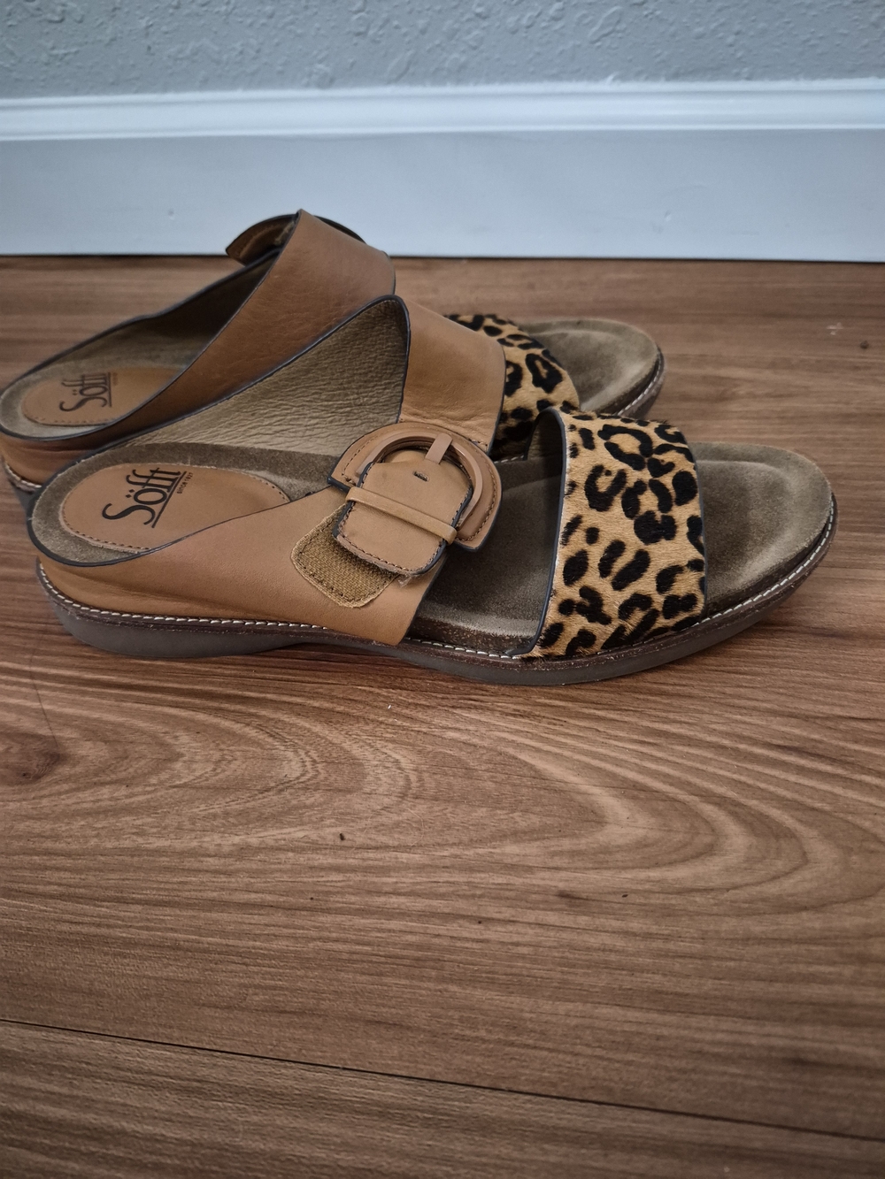 Söfft Leopard & Tan Leather Slide Sandals Size 9 - Picture 6 of 12